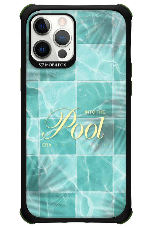 Into the Pool - Apple iPhone 12 Pro Max