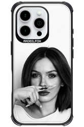 Soft Focus - Apple iPhone 16 Pro