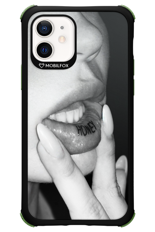 Lip Secret - Apple iPhone 12