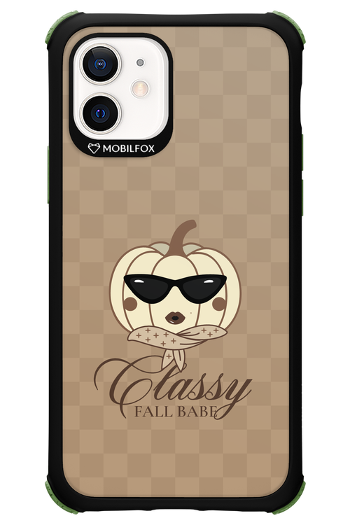 Fall Babe - Apple iPhone 12