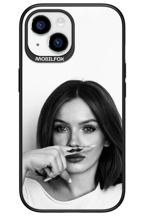 Soft Focus - Apple iPhone 15