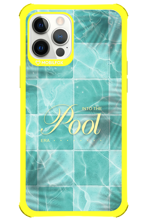 Into the Pool - Apple iPhone 12 Pro Max