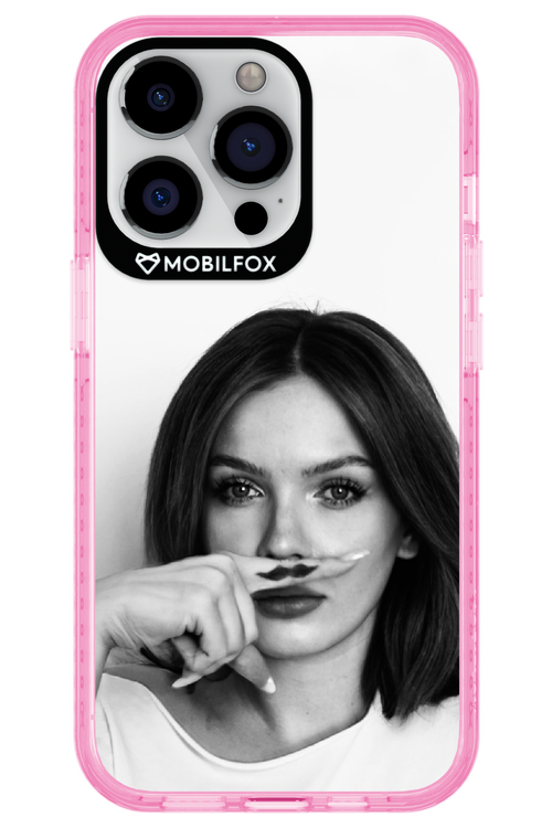 Soft Focus - Apple iPhone 13 Pro