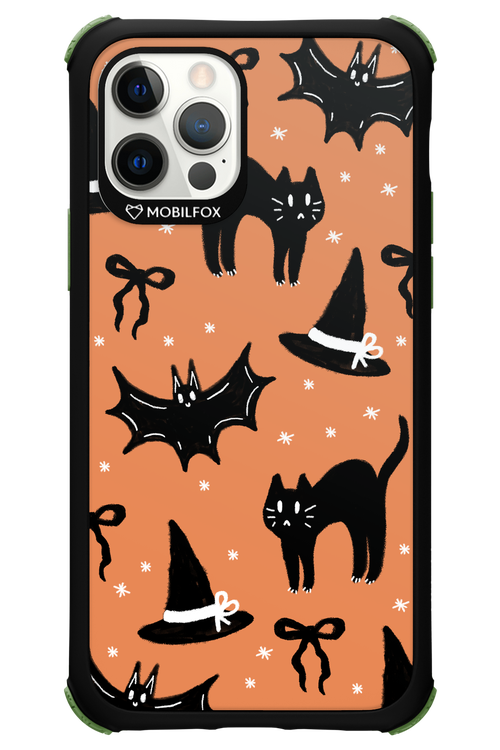 Cat & Bat - Apple iPhone 12 Pro