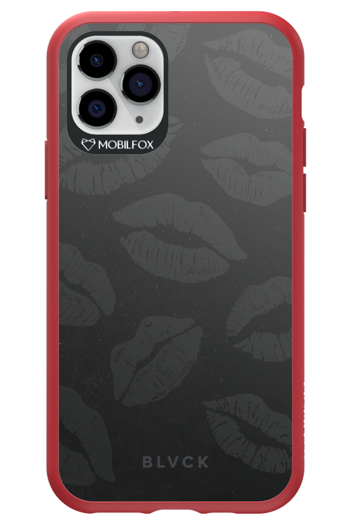 Dark Lips - Apple iPhone 11 Pro