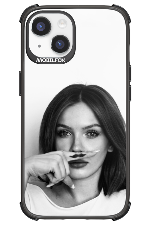 Soft Focus - Apple iPhone 14