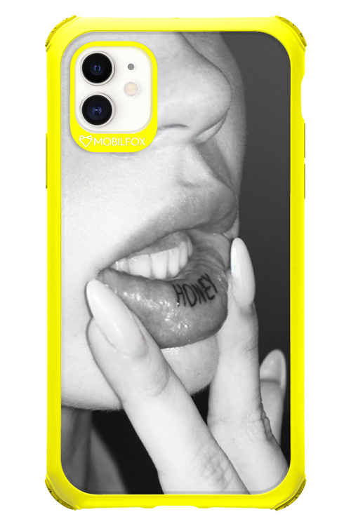 Lip Secret - Apple iPhone 11