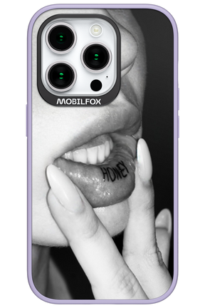 Lip Secret - Apple iPhone 15 Pro