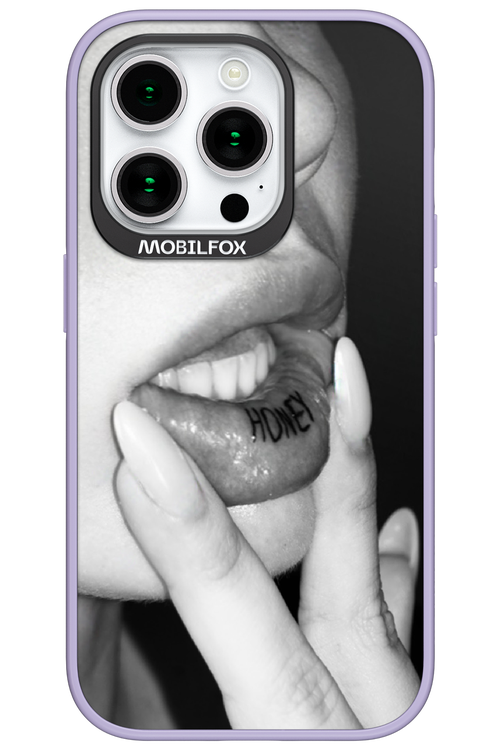 Lip Secret - Apple iPhone 15 Pro