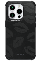 Dark Lips - Apple iPhone 15 Pro